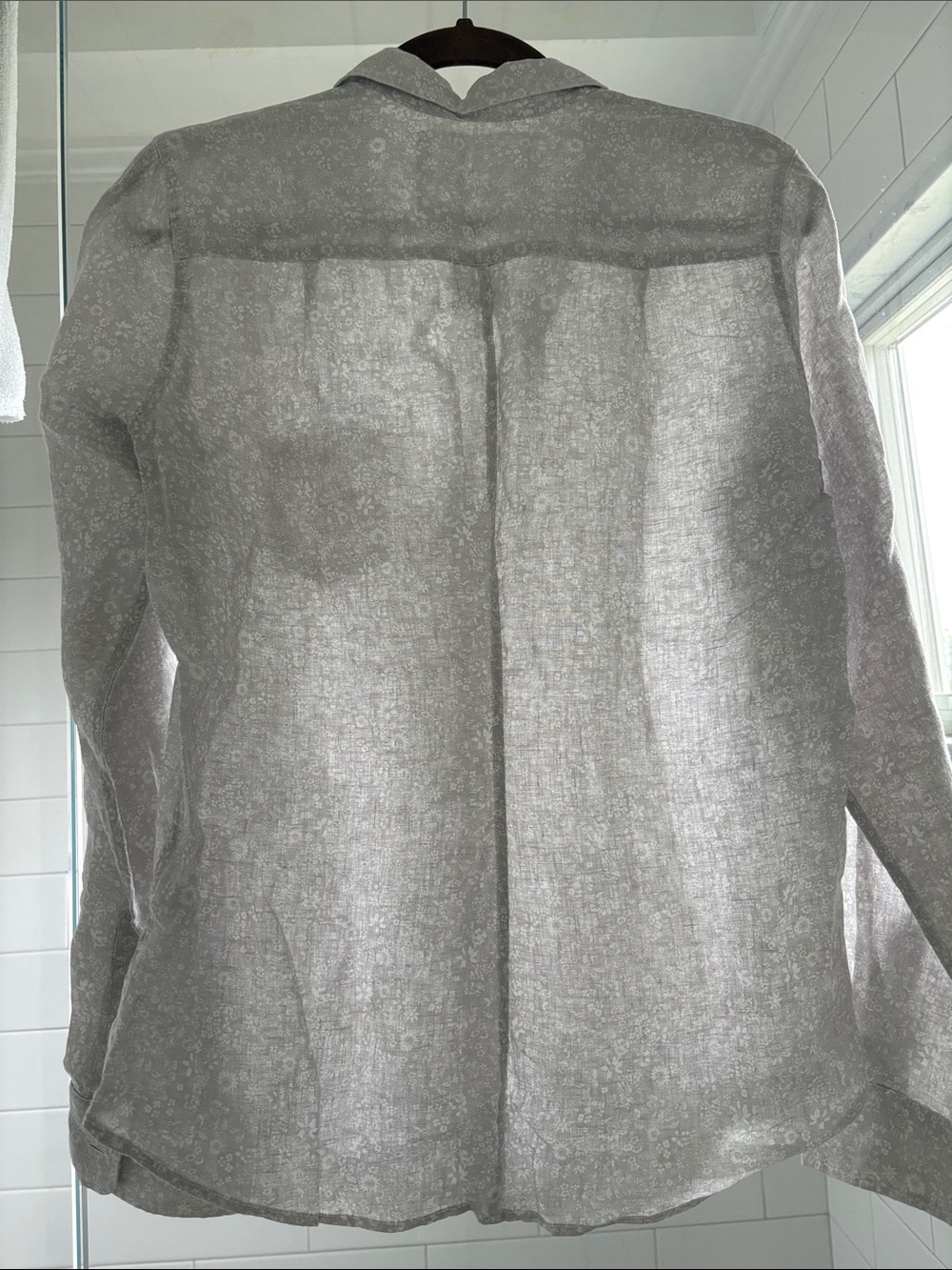Frank & Eileen Light Gray Floral-Print 100% linen button down Shirt - Picture 7 of 7